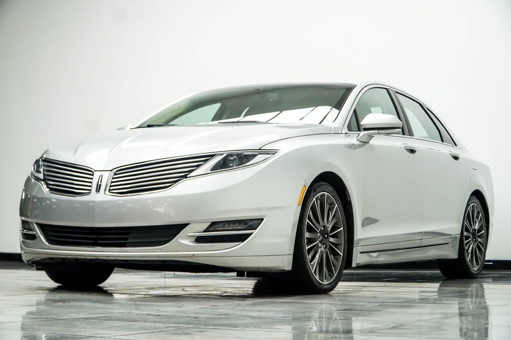 Lincoln MKZ photo 9