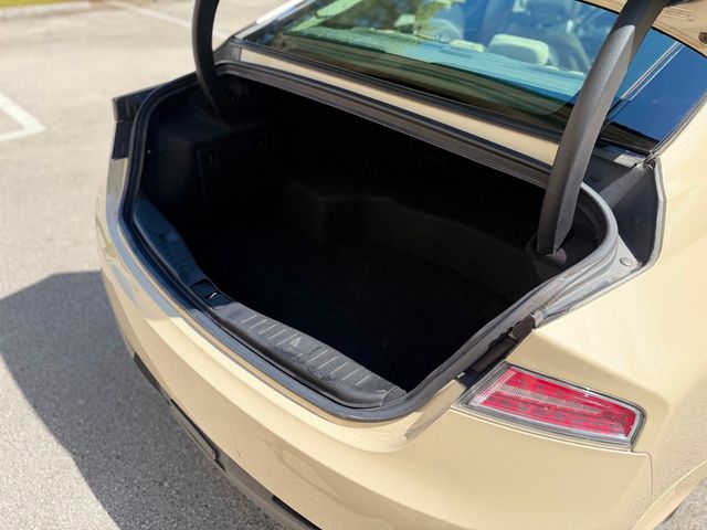 2016 Lincoln MKZ 4dr Sedan Hybrid FWD 1 Owner - 23012519 - 40