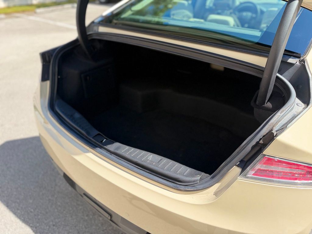 2016 Lincoln MKZ 4dr Sedan Hybrid FWD 1 Owner - 23012519 - 41