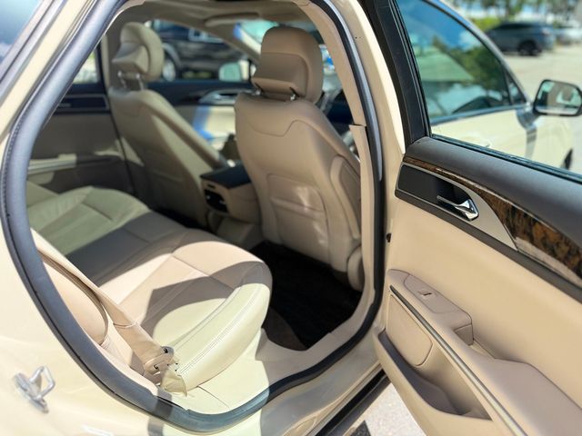 2016 Lincoln MKZ 4dr Sedan Hybrid FWD 1 Owner - 23012519 - 47