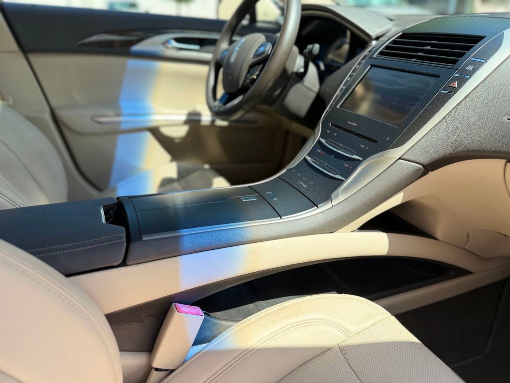 2016 Lincoln MKZ 4dr Sedan Hybrid FWD 1 Owner - 23012519 - 52