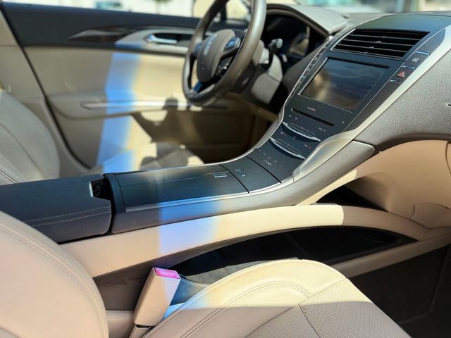 2016 Lincoln MKZ 4dr Sedan Hybrid FWD 1 Owner - 23012519 - 52