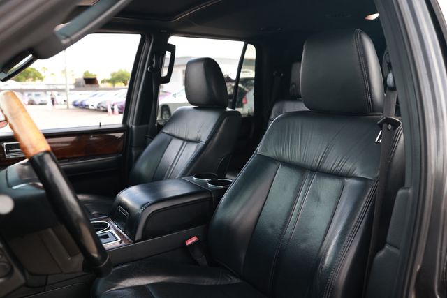 2016 Lincoln Navigator 2WD 4dr Select - 23032662 - 8