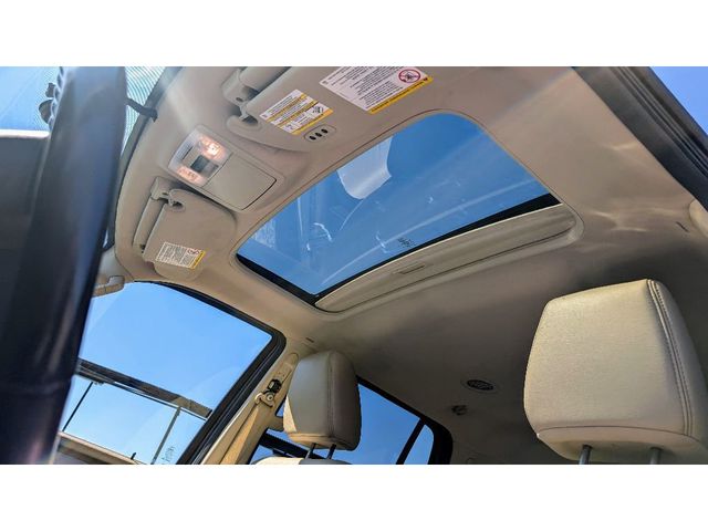 2016 Lincoln Navigator 4WD 4dr Reserve - 22983838 - 14