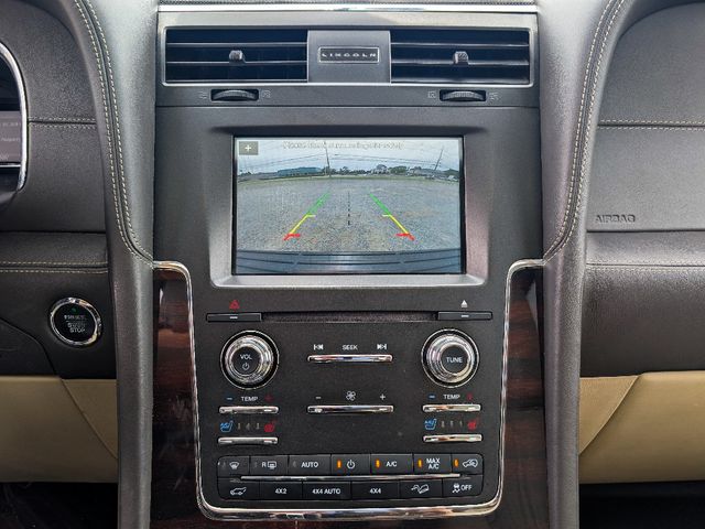 2016 Lincoln Navigator 4WD 4dr Reserve - 23044633 - 24