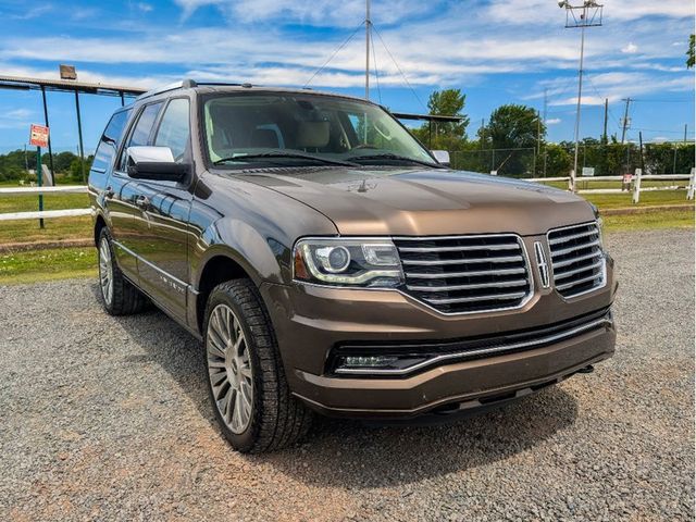2016 Lincoln Navigator 4WD 4dr Reserve - 23044633 - 2