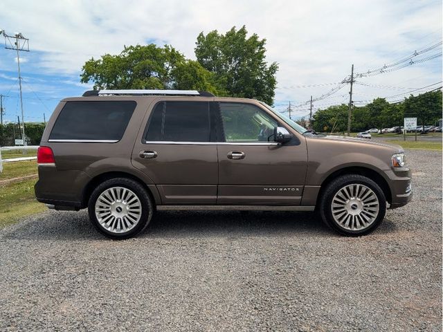 2016 Lincoln Navigator 4WD 4dr Reserve - 23044633 - 3