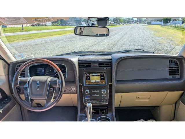 2016 Lincoln Navigator 4WD 4dr Reserve - 22959621 - 30