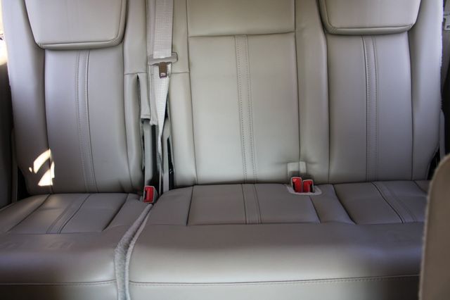 2016 Lincoln Navigator 4WD 4dr Select - 22942105 - 17