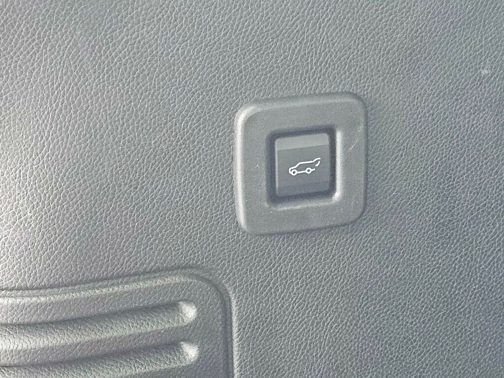 2016 Lincoln Navigator L 4WD 4dr Select - 22919224 - 40