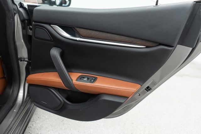 2016 Maserati Ghibli 4dr Sedan S Q4 - 23006851 - 24