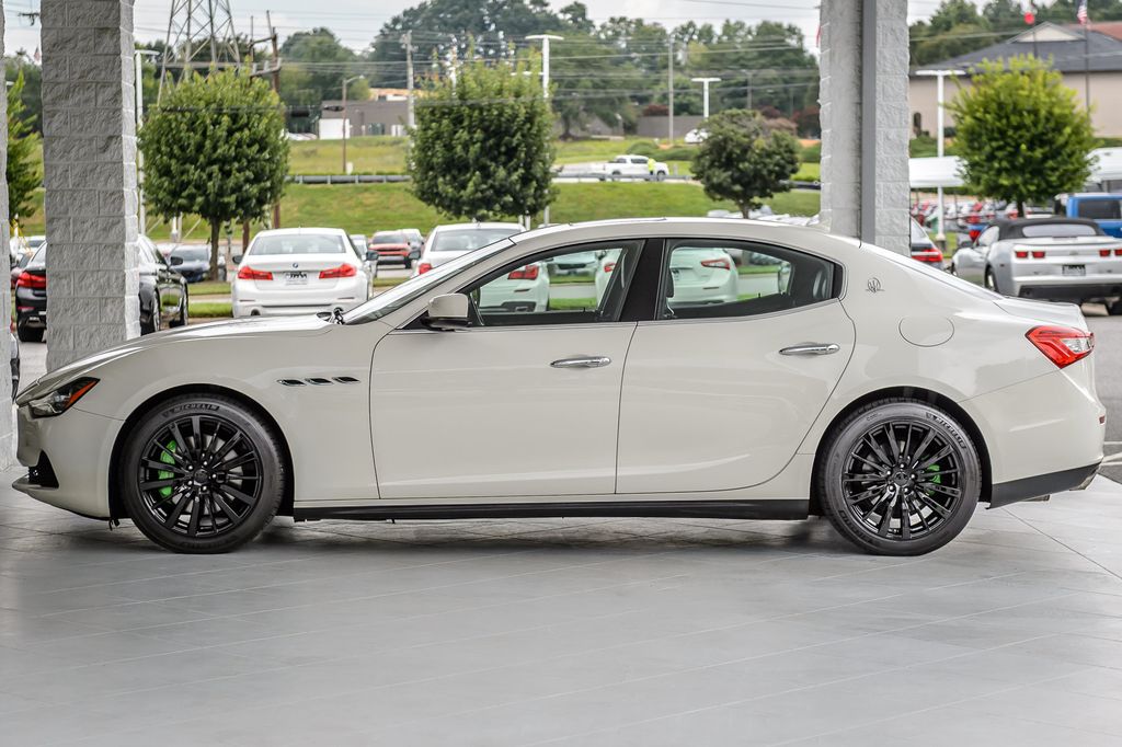 2016 Maserati Ghibli GHIBLI - GREAT MILES - VERY CLEAN - NAV - BACKUP CAM - BLUETOOTH - 23072591 - 52