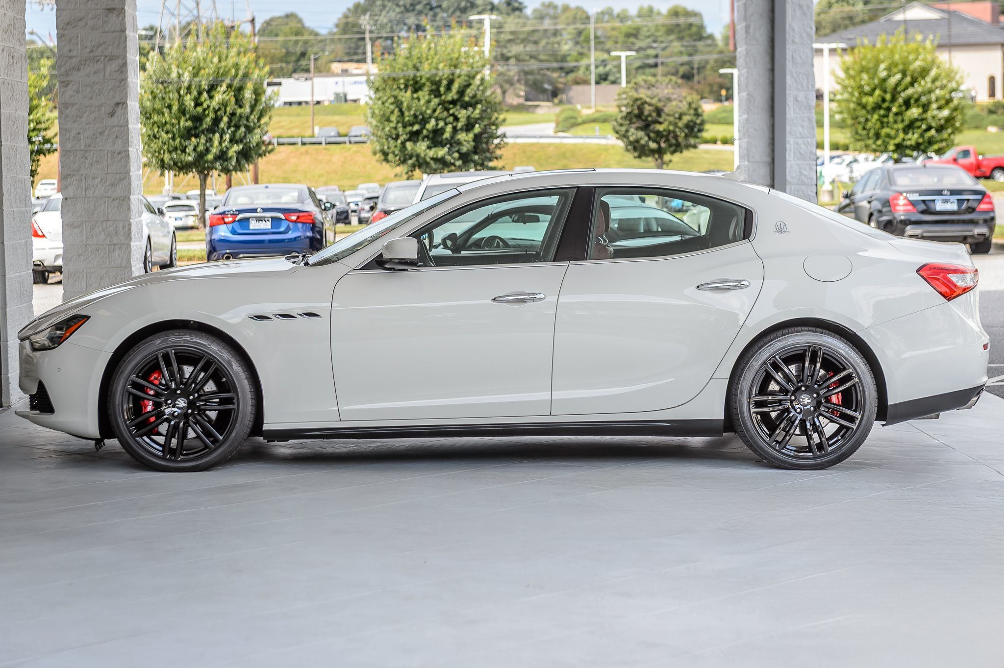 2016 Maserati Ghibli photo 52