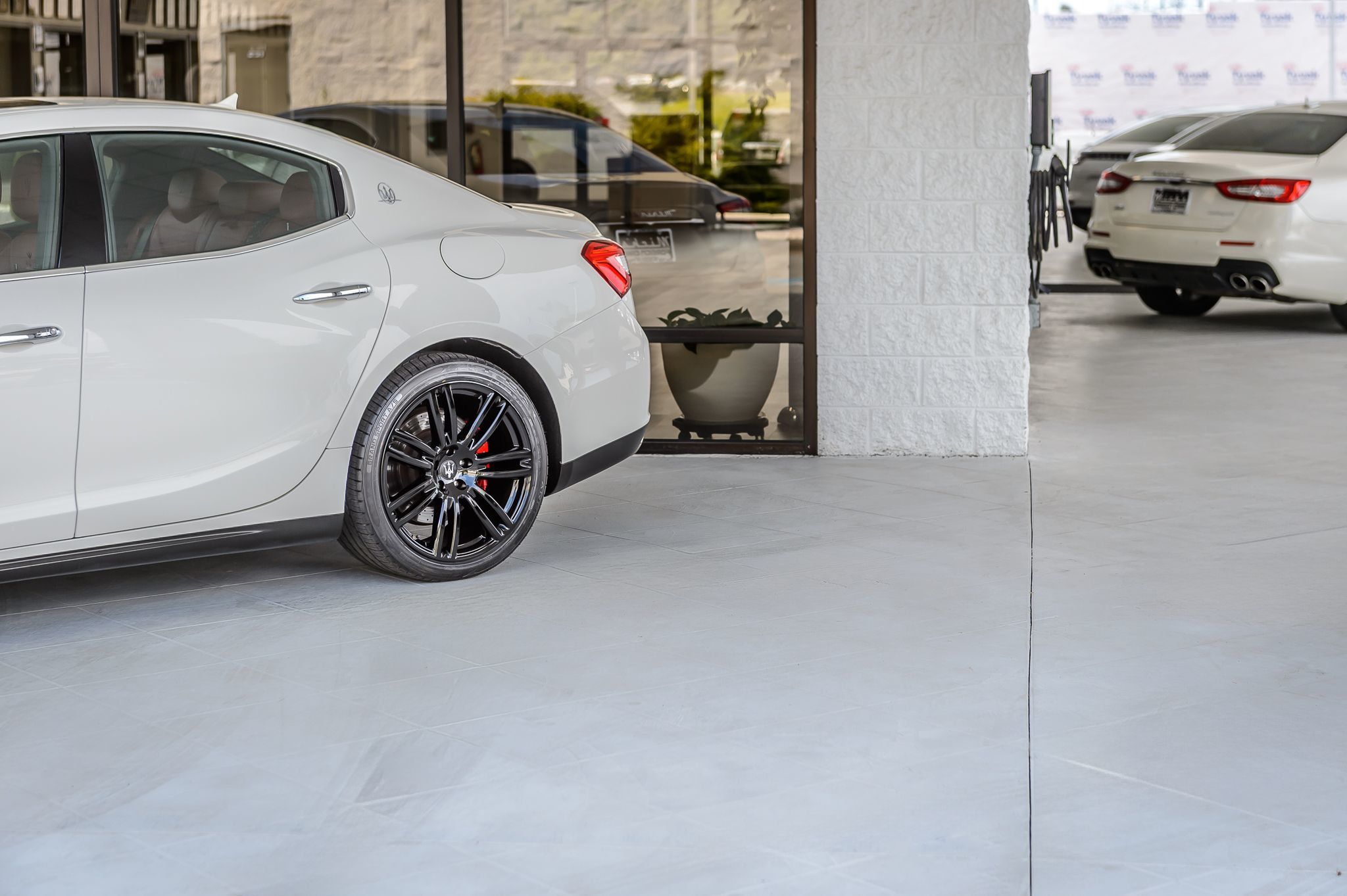 2016 Maserati Ghibli photo 53
