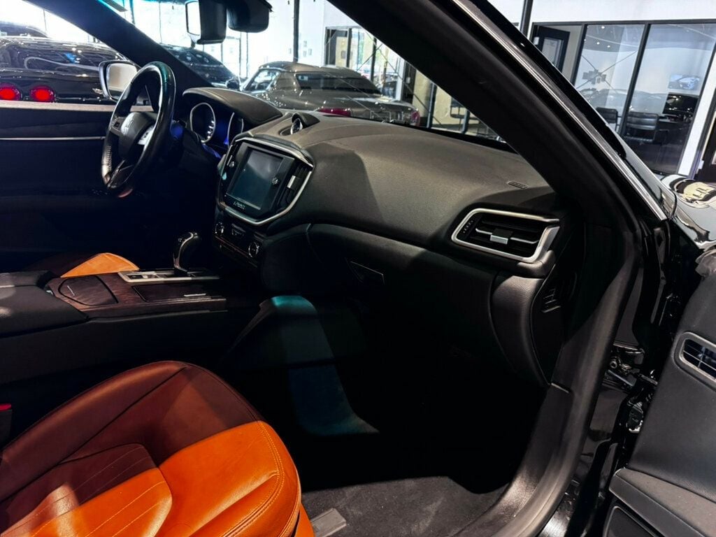 2016 Maserati Ghibli LocalTrade/8WayPowerSeats/MoonRoof/RearCam/DualZoneClimate - 23015374 - 26