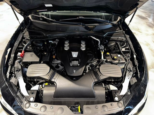 2016 Maserati Ghibli LocalTrade/8WayPowerSeats/MoonRoof/RearCam/DualZoneClimate - 23015374 - 28