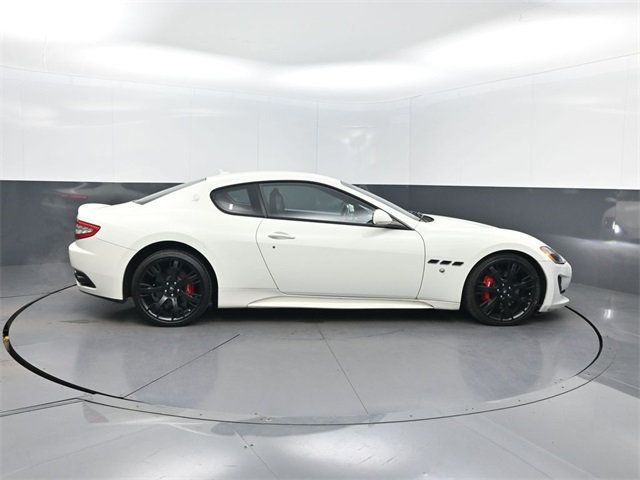 2016 Maserati GranTurismo 2dr Coupe Sport - 22987325 - 28