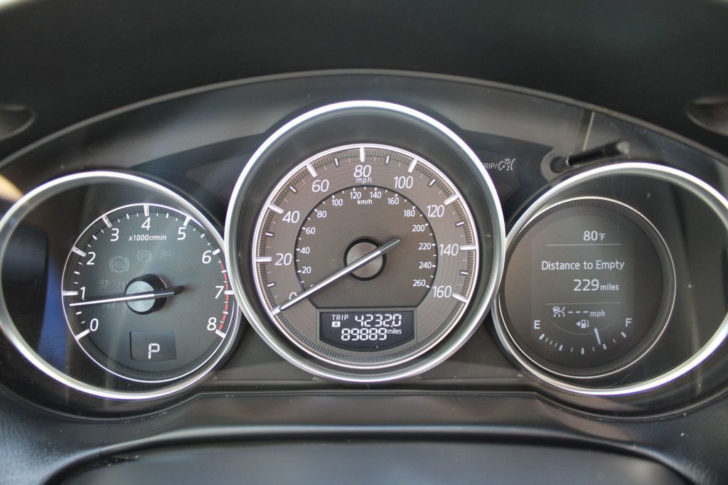 2016 Mazda CX-5 Grand Touring photo 4