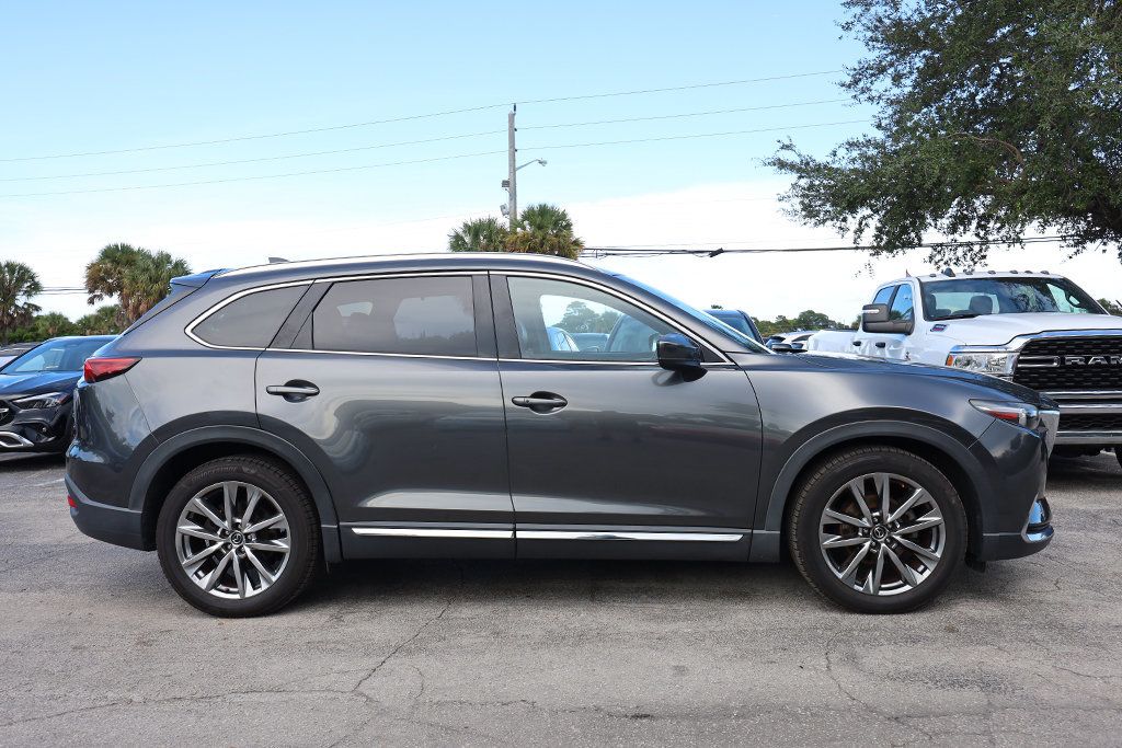 2016 Mazda CX-9 Signature photo 2