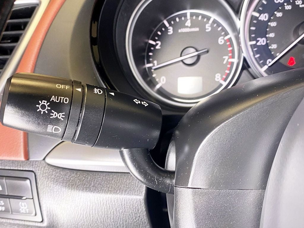 2016 Mazda CX-9 Signature photo 27