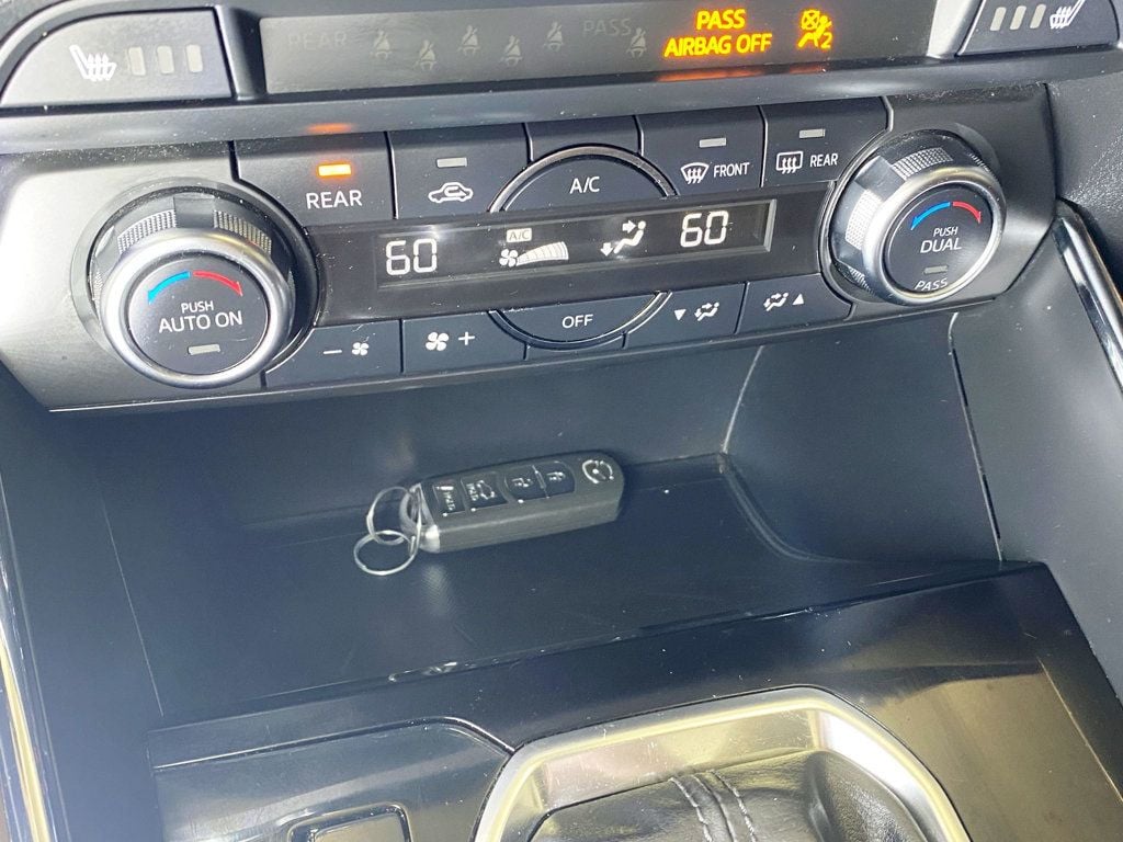 2016 Mazda CX-9 Signature photo 34