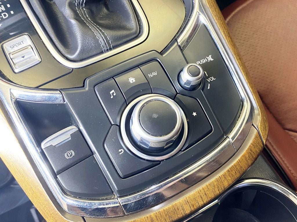 2016 Mazda CX-9 Signature photo 35