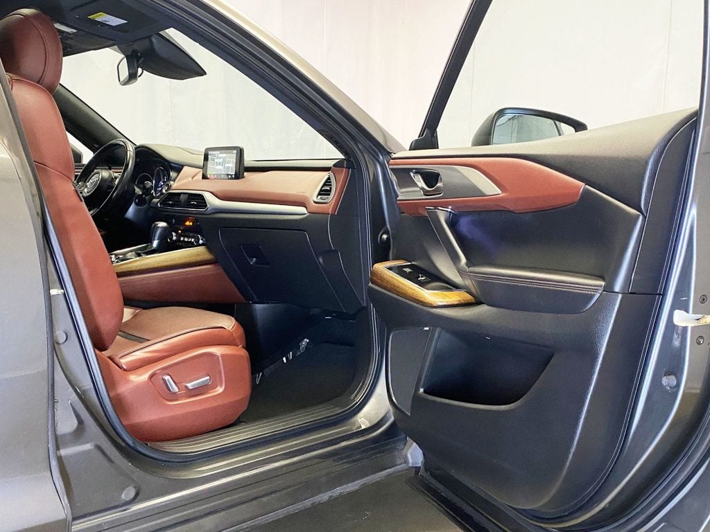 2016 Mazda CX-9 Signature photo 37
