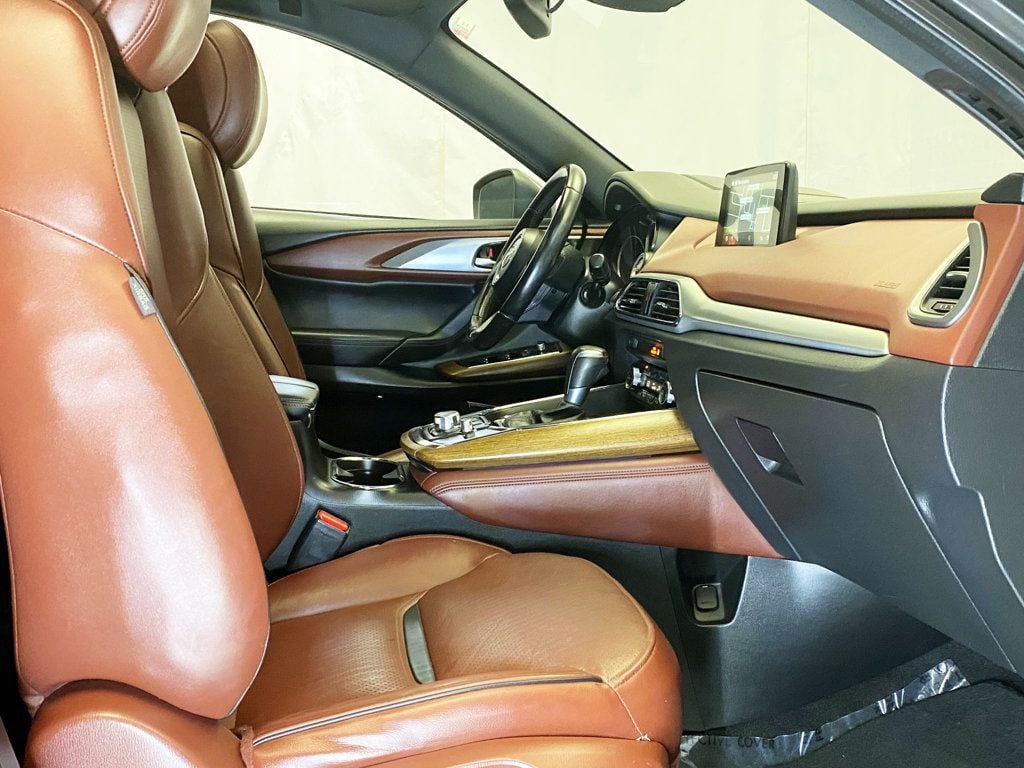 2016 Mazda CX-9 Signature photo 40