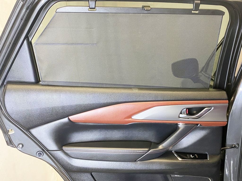 2016 Mazda CX-9 Signature photo 50