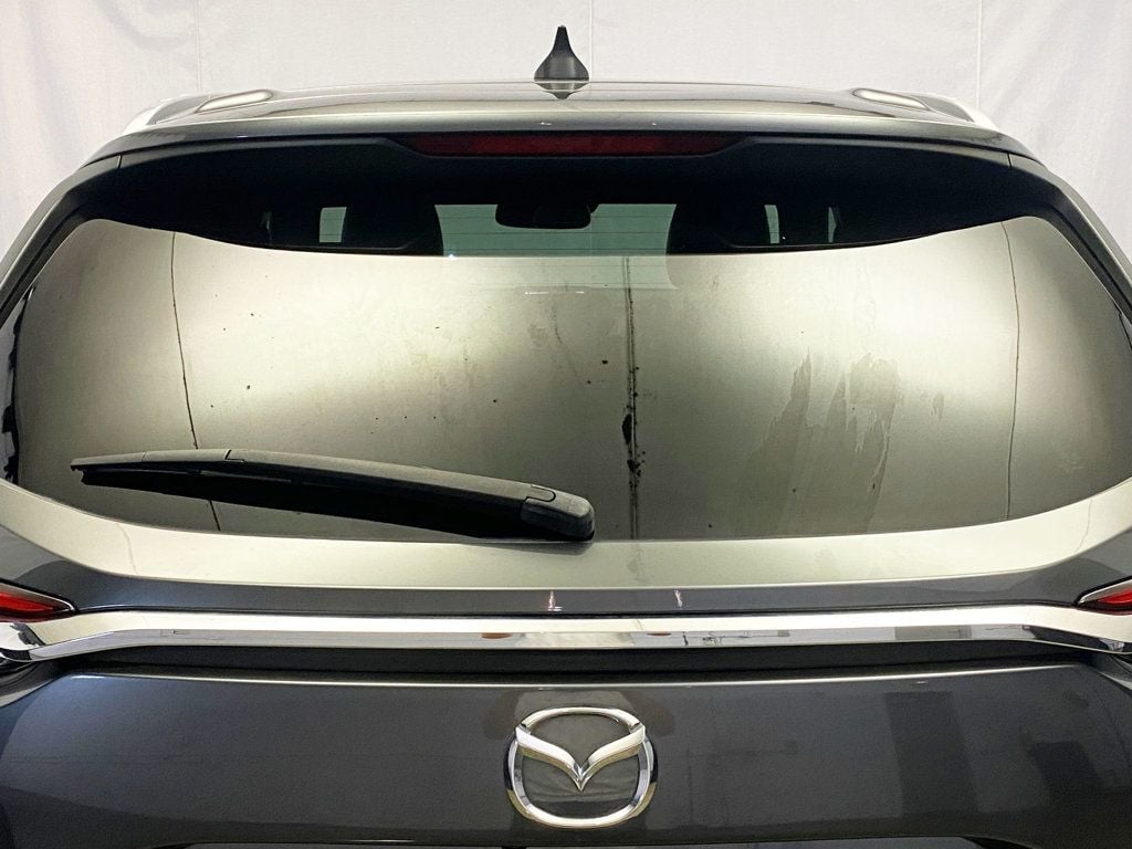 2016 Mazda CX-9 Signature photo 5