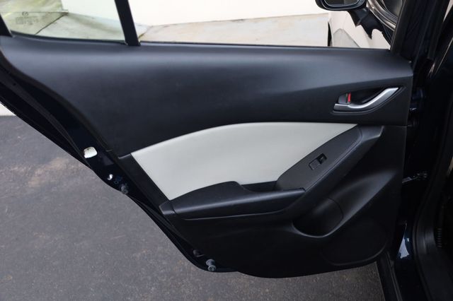 2016 Mazda Mazda3  - 22958268 - 14