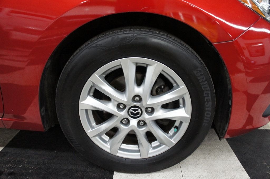 2016 Mazda Mazda3 Grand Touring photo 9