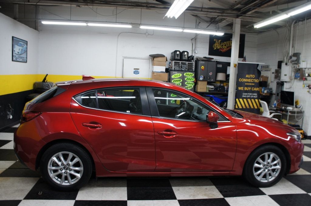 2016 Mazda Mazda3 Grand Touring photo 10