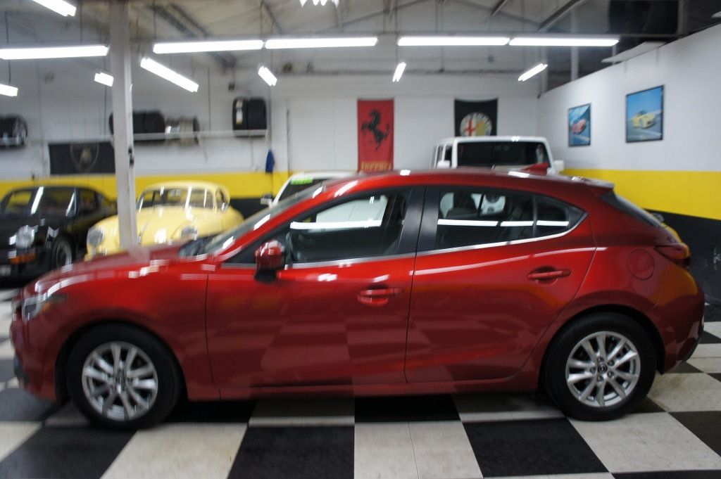 2016 Mazda Mazda3 Grand Touring photo 17
