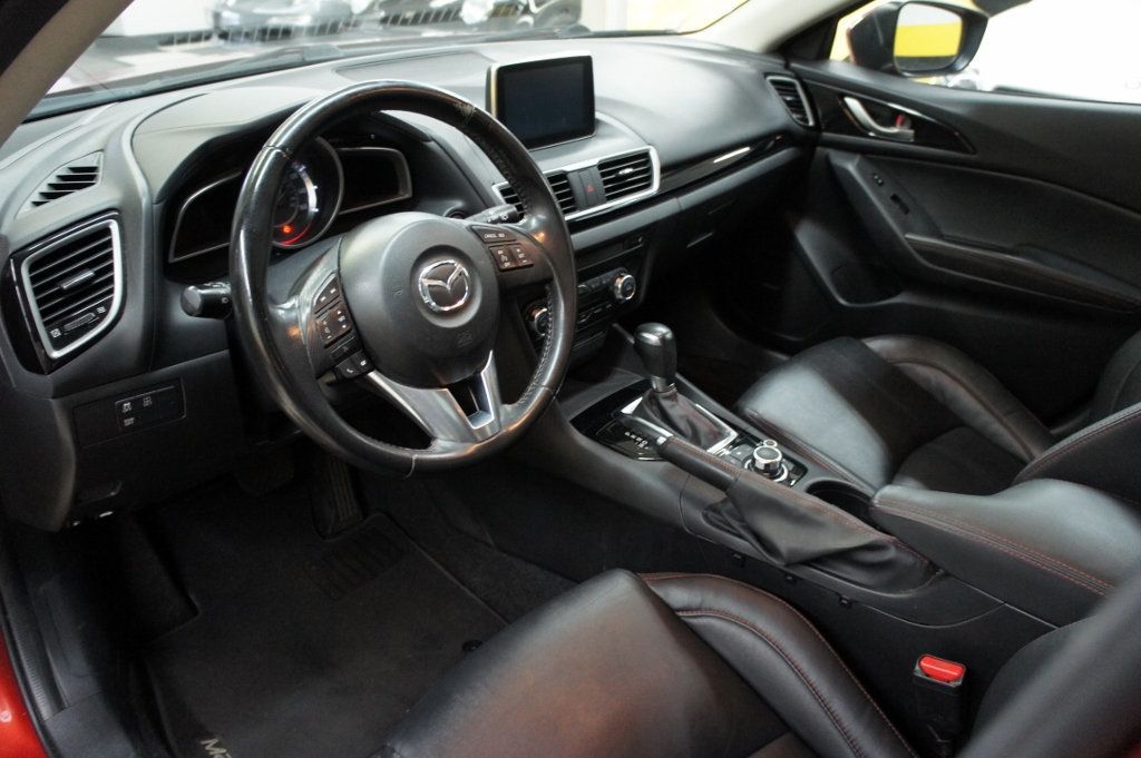 2016 Mazda Mazda3 Grand Touring photo 23