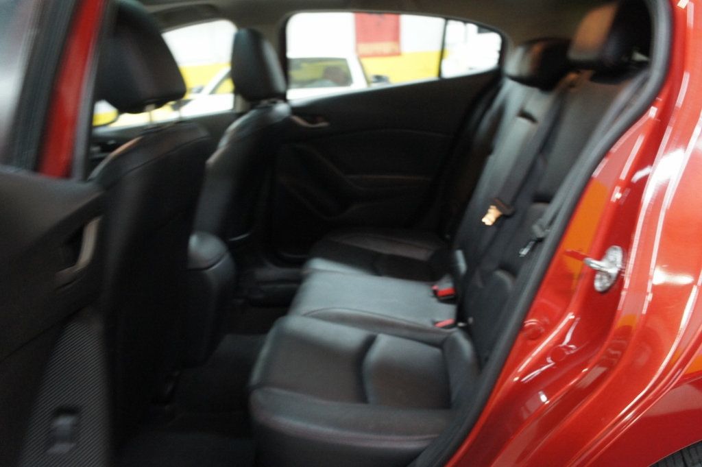 2016 Mazda Mazda3 Grand Touring photo 6