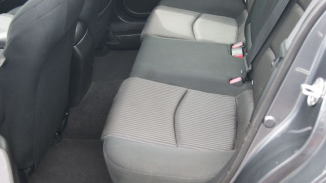 2016 Mazda Mazda3 3 MONTH WARRANTY , JUST SERVICED , VERY CLEAN INSIDE AND OUT  - 23022929 - 20
