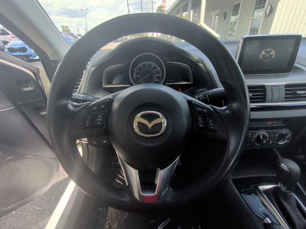 Mazda Mazda3 4dr Sedan Automatic i Sport photo 15