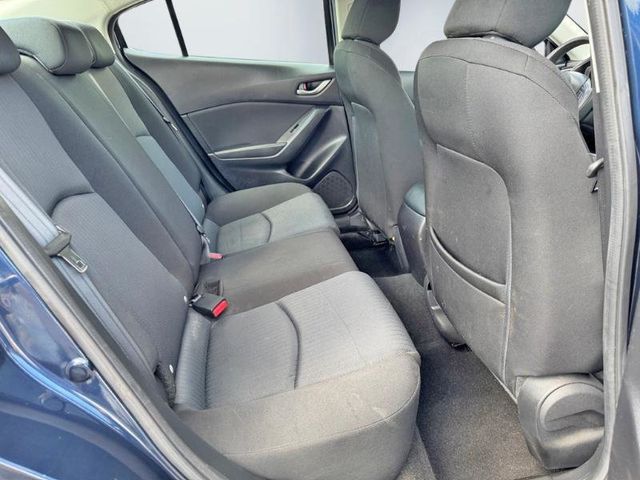 2016 Mazda Mazda3 4dr Sedan Automatic i Sport - 23015253 - 17