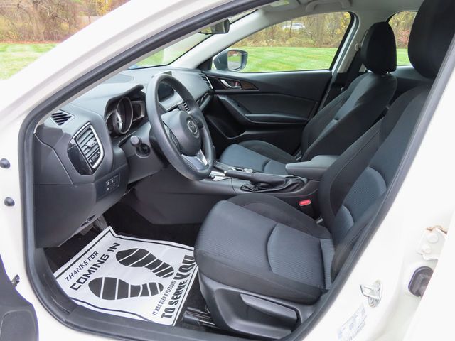 2016 Mazda Mazda3 4dr Sedan Automatic i Sport - 22938734 - 16