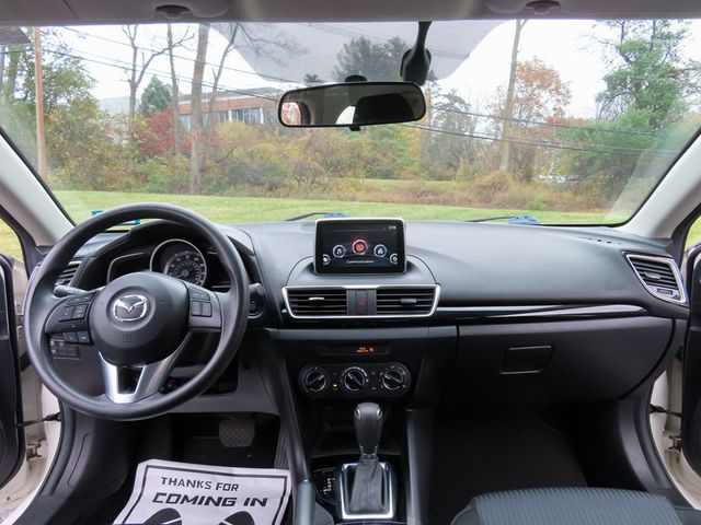 2016 Mazda Mazda3 4dr Sedan Automatic i Sport - 22938734 - 27