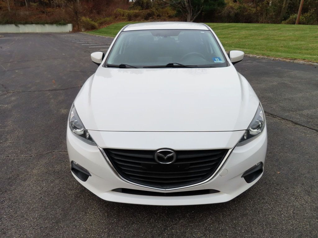 2016 Mazda Mazda3 Sedan i Sport photo 2