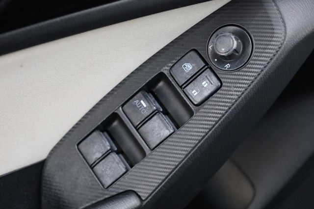 2016 Mazda Mazda3 4dr Sedan Automatic i Sport - 22958268 - 27