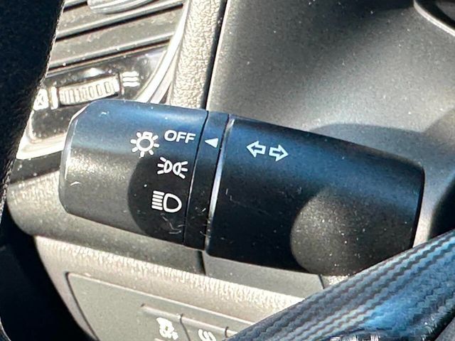 2016 Mazda Mazda3 4dr Sedan Manual i Sport - 22941946 - 30