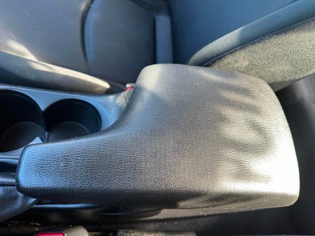 2016 Mazda Mazda3 4dr Sedan Manual i Sport - 22941946 - 40