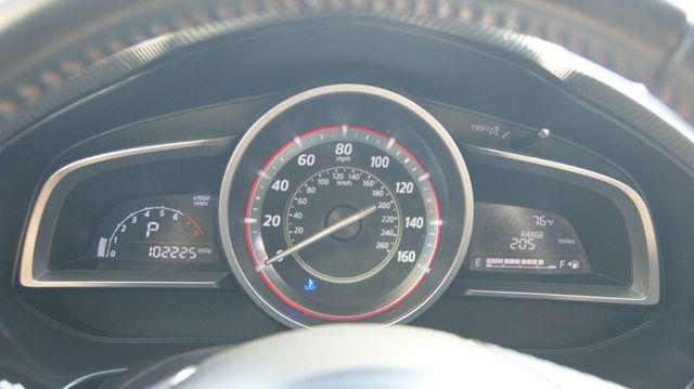 2016 Mazda Mazda3 4 NEW TIRES ,JUST SERVICED , VERY CLEAN INSIDE AND OUT - 22921548 - 2