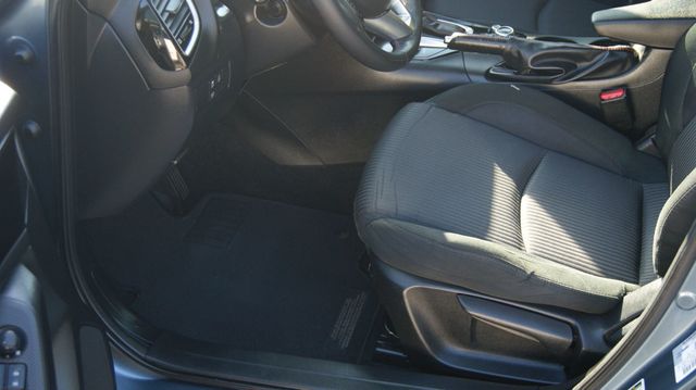 2016 Mazda Mazda3 4 NEW TIRES ,JUST SERVICED , VERY CLEAN INSIDE AND OUT - 22921548 - 30