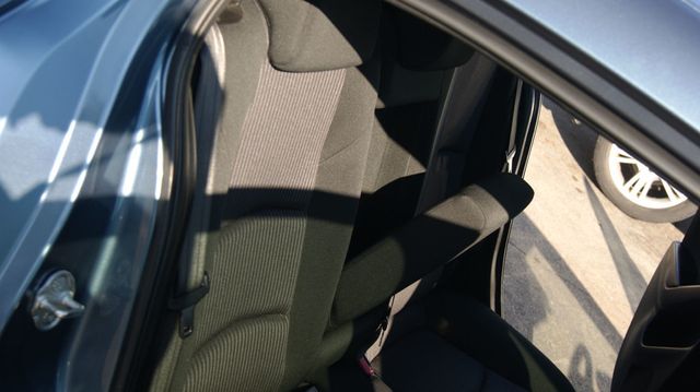 2016 Mazda Mazda3 4 NEW TIRES ,JUST SERVICED , VERY CLEAN INSIDE AND OUT - 22921548 - 42