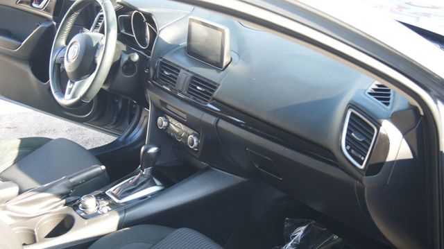 2016 Mazda Mazda3 4 NEW TIRES ,JUST SERVICED , VERY CLEAN INSIDE AND OUT - 22921548 - 48