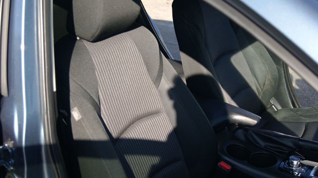 2016 Mazda Mazda3 4 NEW TIRES ,JUST SERVICED , VERY CLEAN INSIDE AND OUT - 22921548 - 49